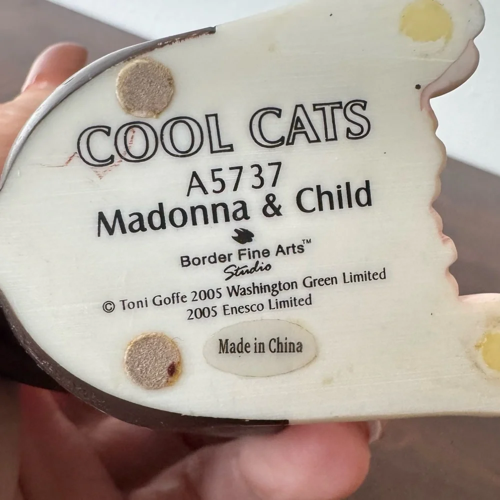 Border Fine Arts “Cool Cats” Madonna & Child Figurine - Picture 3 of 3